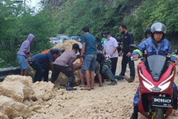 Sempat Tertutup akibat Gempa, Jalur Trans Sulawesi Sudah Bisa Dilalui