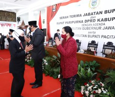 Gubernur Khofifah Minta Fokus Penguatan Sektor Pertanian, Perikanan, Wisata
