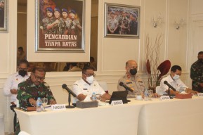 Gubernur Maluku Canangkan Serbuan Vaksinasi Menuju Sejuta Vaksin