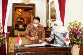 Gubernur Khofifah Ajak Pemerintah Jepang Perkuat Kerjasama
