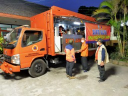 Gubernur Khofifah Bangun Dapur Umum Khusus