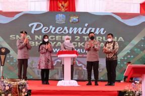Khofifah Resmikan SMAN 2 Taruna Bhayangkara Jawa Timur