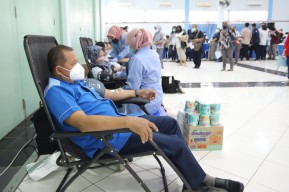 UHT Sumbang 70 Kantong Darah Segar pada PMI