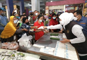 Harga Daging Dan Tempe Stabil  di Pasar Besar Kota Madiun