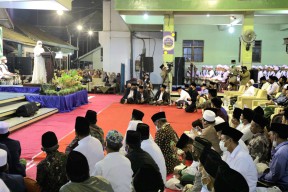 Ajak Pesantren Dakwah untuk Jauhkan Masyarakat dari Rentenir.