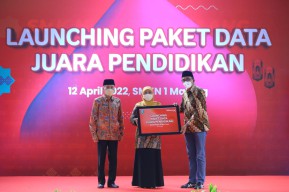 Gubernur Khofifah Luncurkan Paket Data Juara Pendidikan
