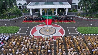 Gubernur Khofifah Ajak Saling Memaafkan dan ASN langsung Tancap Gas