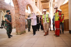 Khofifah Perkuat Daya Tarik Wisata Benteng Van den Bosch Ngawi