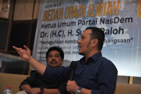 Bedah orasi ilmiah Surya Dharma Paloh