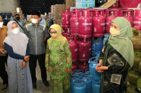 Gubernur Khofifah: Stok dan Distribusi BBM Maupun Elpiji di Jatim Aman