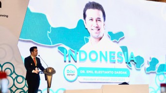 Wagub Emil Dardak Dilantik Jadi Presiden EAROPH Periode 2022-2024