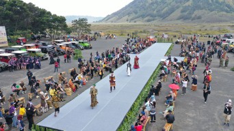 Pemprov Jatim Gelar East Java Fashion Harmony (EJFH) di Bromo
