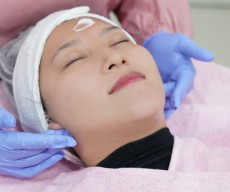 Ada Facial hingga treatment tubuh gratis di KLT The Aesthetic Clinic.