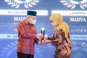 Iklim Investasi Makin Kompetitif, Jawa Timur Sabet Dua Penghargaan Sekaligus Di KPPU Award 2023