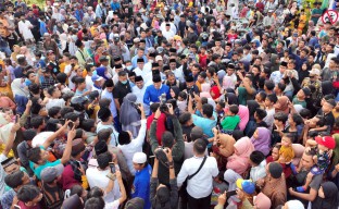 Memulai Safari Ramadhan di Madura AHY Ngabuburit sambil Nikmati Musik Uldaul