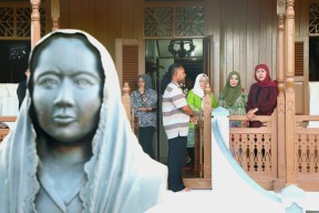 Gubernur Khofifah Napak Tilas Saksi Sejarah Kemerdekaan