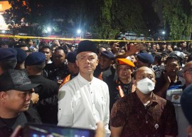 Ganjar Tinjau Lokasi Kecelakaan KA Brantas, Pastikan Pengecekan Keamanan Jalur Kereta Segera Tuntas