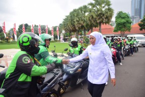 Gubernur Khofifah Terbitkan Kepgub Tarif Ojek Online dan Taksi Online Jatim Per 10 Juli 2023