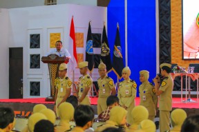 Sesban BPSDM Perhubungan Tekankan VUCA saat Beri Kuliah Umum Taruna Taruni di Poltekbang Surabaya