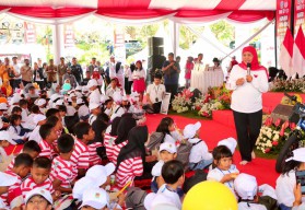 Di Peringatan Hari Anak Nasional, Gubernur Khofifah Ajak Lindungi dan Bahagiakan Anak-Anak