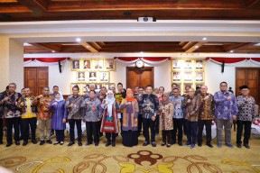 Gubernur Khofifah Tanda Tangani Kesepakatan Bersama PI 10% Untuk Sejumlah Wilayah Madura