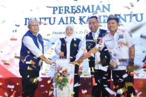 Gubernur Khofifah: Jadi Solusi Tangani Banjir Rob Tahunan