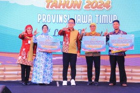Pj. Gubernur Jatim Hadiri Puncak Peringatan HLUN ke-28, Fokus Tingkatkan Kesejahteraan Lansia