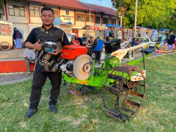 Traktor Unik Tanpa Awak Pukau Pengunjung di Pameran Produk Inovasi Jawa Tengah 2024