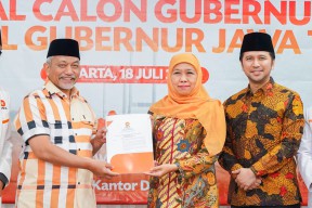 Khofifah-Emil Makin Mantap di Pilgub Jatim 2024, Terima Rekomendasi dari PKS