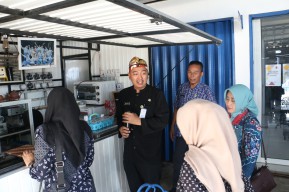 Inspektorat Provinsi Jawa Tengah Turunkan Kemiskinan Ekstrem di Desa Tambakrejo Melalui Program Satu OPD Satu Desa Dampingan