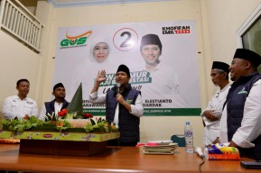 Khofifah-Emil Terima Dukungan dari Barisan Gus dan Santri di Pilgub Jatim 2024