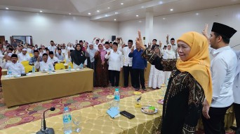 Khofifah-Emil Minta Dukungan dari Jaringan Kyai Santri Nasional, Targetkan Kemenangan 70 Persen di Pilgub Jatim 2024