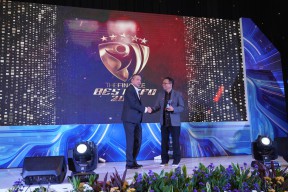 Kinerja Moncer, Bank Jatim Boyong Dua Penghargaan Sekaligus Dari The Finance