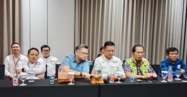 KPU Jatim Umumkan Kemenangan Khofifah-Emil: TPP Ucapkan Terima Kasih Kepada Seluruh Elemen