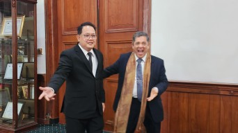 Jawa Timur dan Argentina Perkuat Kerjasama Multisektor, Dubes Gustavo Coppa Sambangi Grahadi