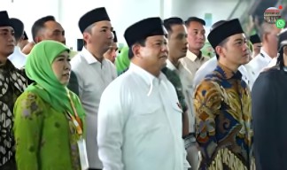 Presiden Prabowo dan Wapres GibranHadiri Kongres XVIII Muslimat NU di Surabaya, Disambut Meriah