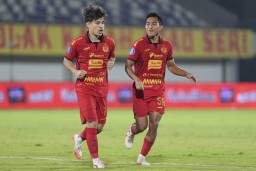 Persija Bangkit! Ryo Matsumura dan Gustavo Almeida Bawa Macan Kemayoran Taklukkan PSIS 2-0