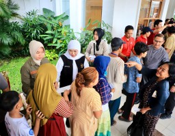 Gubernur Khofifah Gelar Open House, Catat Tanggalnya!