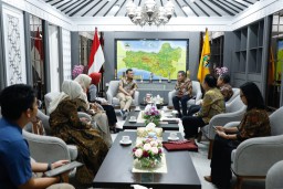 Gubernur Ahmad Luthfi Dapat Dukungan Penuh OJK untuk Bangun Ekonomi dan Ketahanan Pangan Jateng