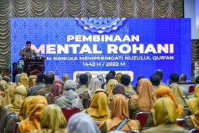Terapkan Nilai Agama di Setiap Pelayanan Pemkot Surabaya