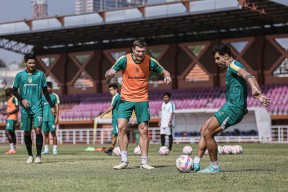 Persebaya Tunjukkan Soliditas Pertahanan Terbaik di Awal Musim