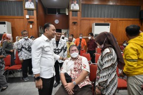 Wali Kota Eri Cahyadi: Agar Siswa Memiliki Rasa Hormat pada Guru