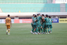 Kemenangan Perdana Persebaya