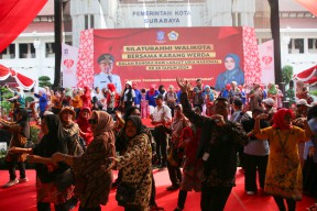 Pemkot Surabaya Perkuat Pemberdayaan Lansia Melalui Karang Werda
