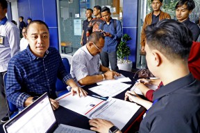 Eri Cahyadi-Armuji Jalani Pemeriksaan Kesehatan Jelang Pelantikan