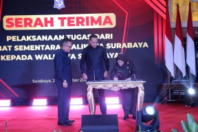 Restu Novi Akhiri Tugas sebagai PJs Wali Kota Surabaya, Serahkan Tongkat Estafet Kepada Eri Cahyadi