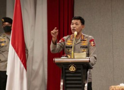 Ciptakan Kampung Siaga, Kapolri Apresiasi Kapolda Jateng