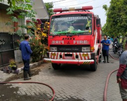 Kompor Gas Bocor, Rumah di Sukodono Sidoarjo Terbakar