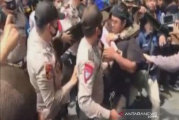 Satu Mahasiswa Ditahan Polisi terkait  Demo di Banjarmasin
