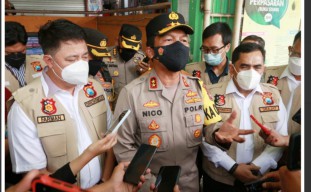 Kapolda Jatim di Curhati Pedagang